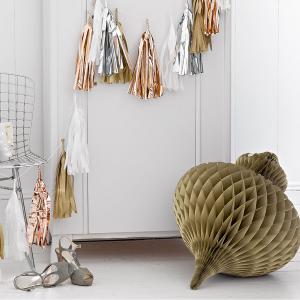 Decadent Decs Metallic Tassel Garland