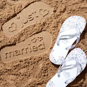 White Just Married Flip Flops - flip flops för nygifta