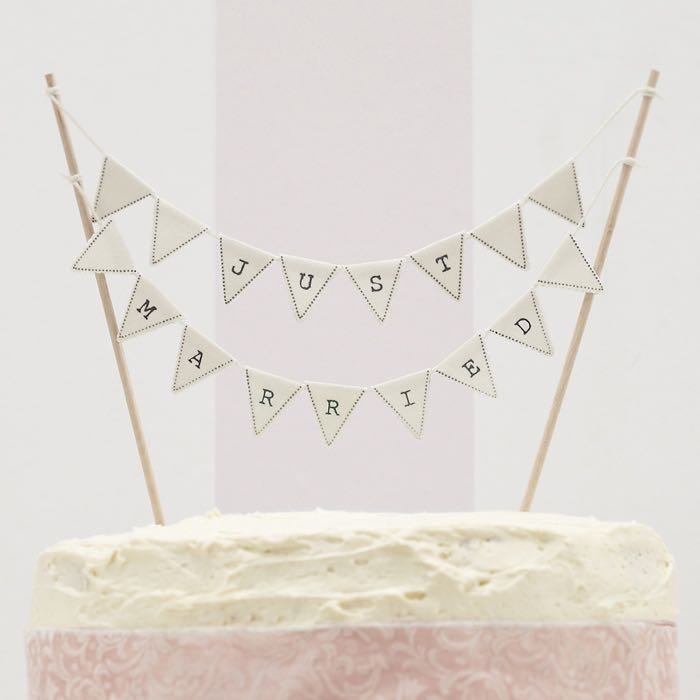 Just Married Cake Bunting Ivory - Vintage Lace