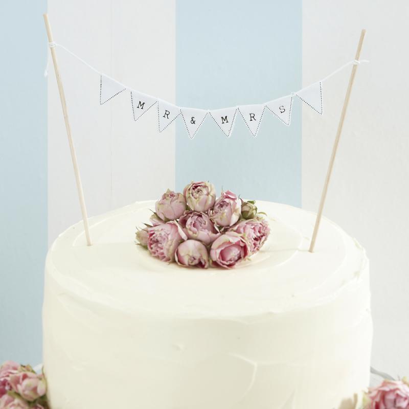 Mr & Mrs Wedding Cake Bunting White - Vintage Lace