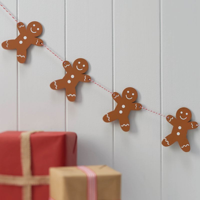 Wooden Gingerbread Man Christmas Bunting - Vintage Noel