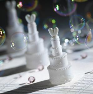 Wedding Cakes Bubbles White