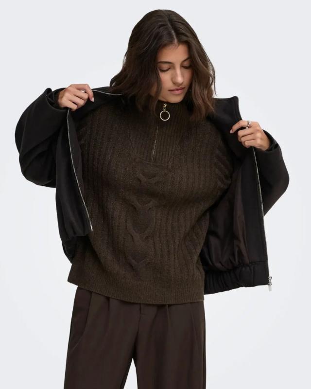 Andrea half zip