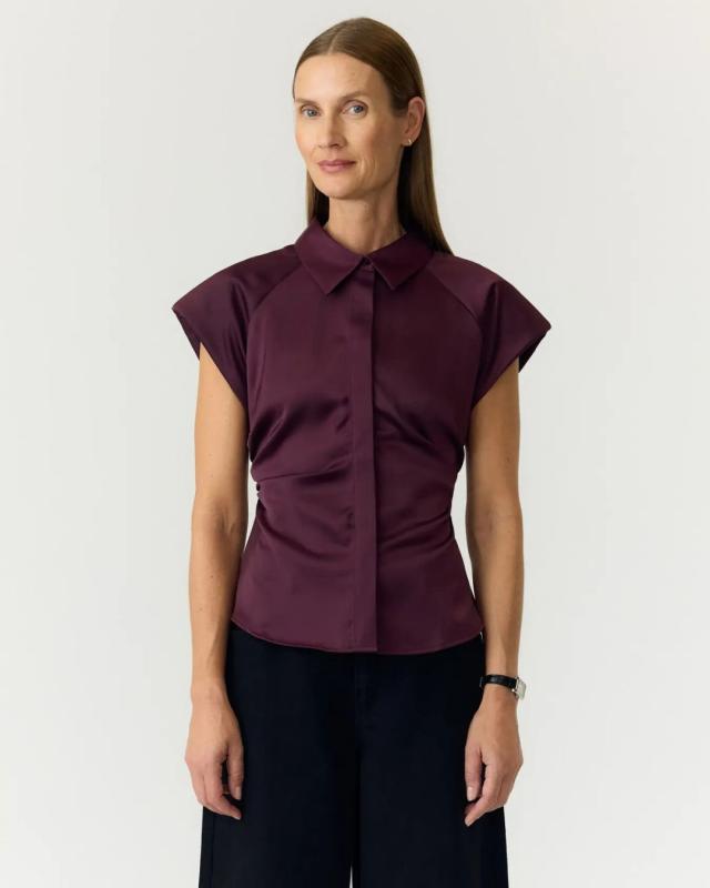 Pella Blus