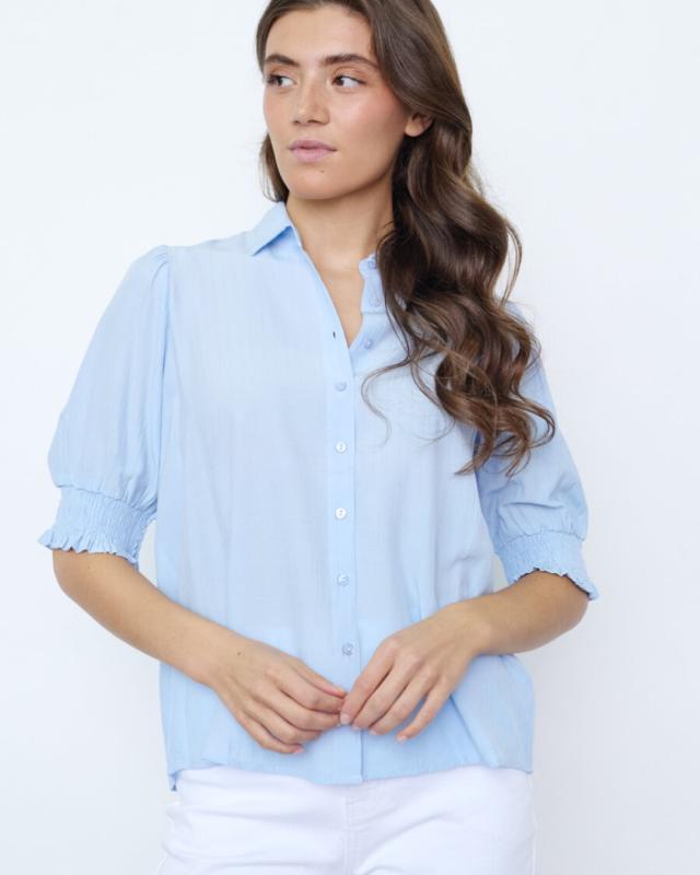 Isola Blus