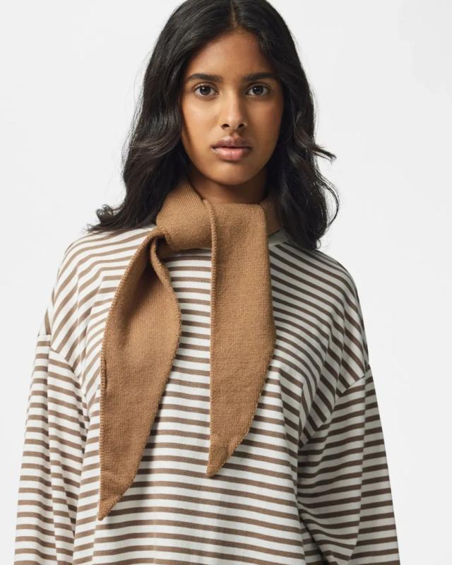 Komma Scarf