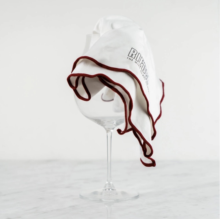 Putsduk för vinglas