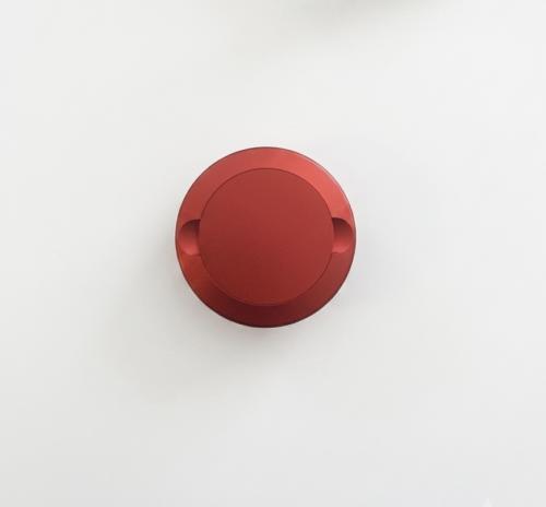 Refilldosa Metall Röd Slim