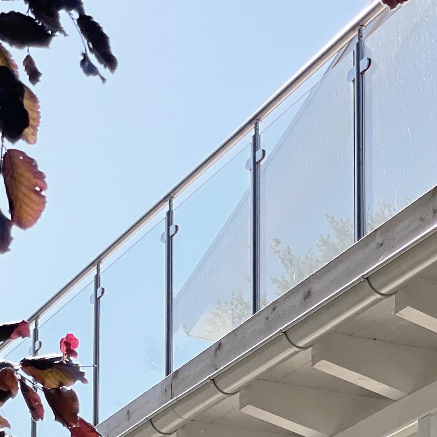 Glasräcke 4 sektioner Stolpe