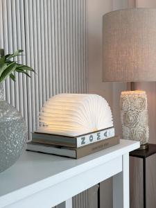 Akustikpanel | Väggpanel Rundad Vitlackerad ek