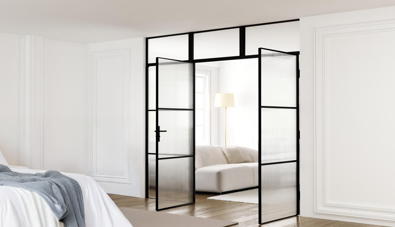 Industrivägg 2 dörrar + 1 vägg överliggare svart linjerat