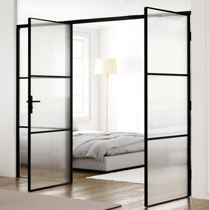 Industrivägg 2 dörrar + 1 vägg svart linjerat