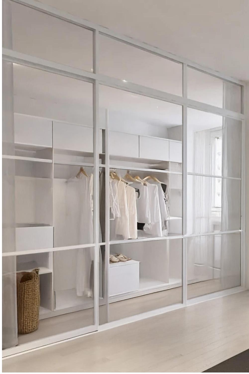 Skjutdörr + dörr + ovanliggare vit