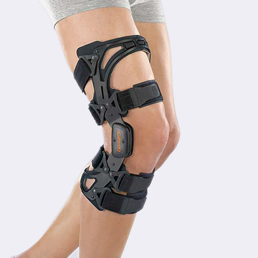 PlusPoint Kneortose Short