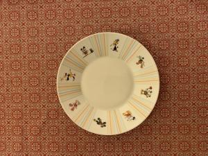 MuseuM Assiett av Lasse Åberg