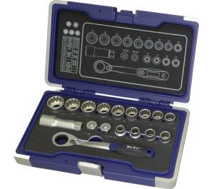 HYSNYCKELSATS GENOMGÅENDE 3/8 17DELAR