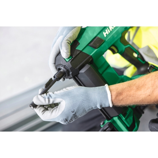 Batteridriven betongspikpistol