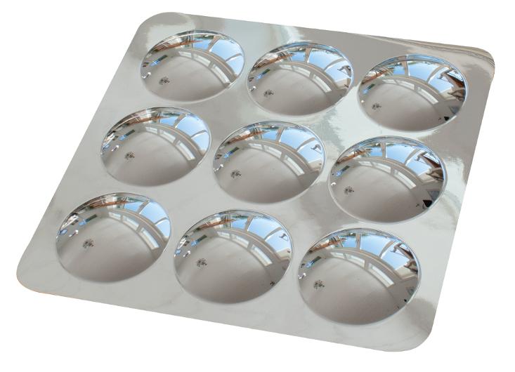 Spegel med 9 konvexa kupoler