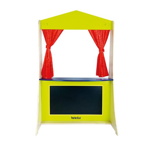 Teater och Marknadsstånd i trä