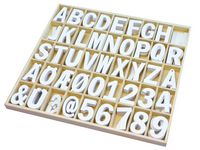 Träbokstäver och siffror, vita