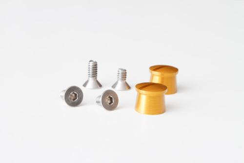 Tear off fästkit, guld