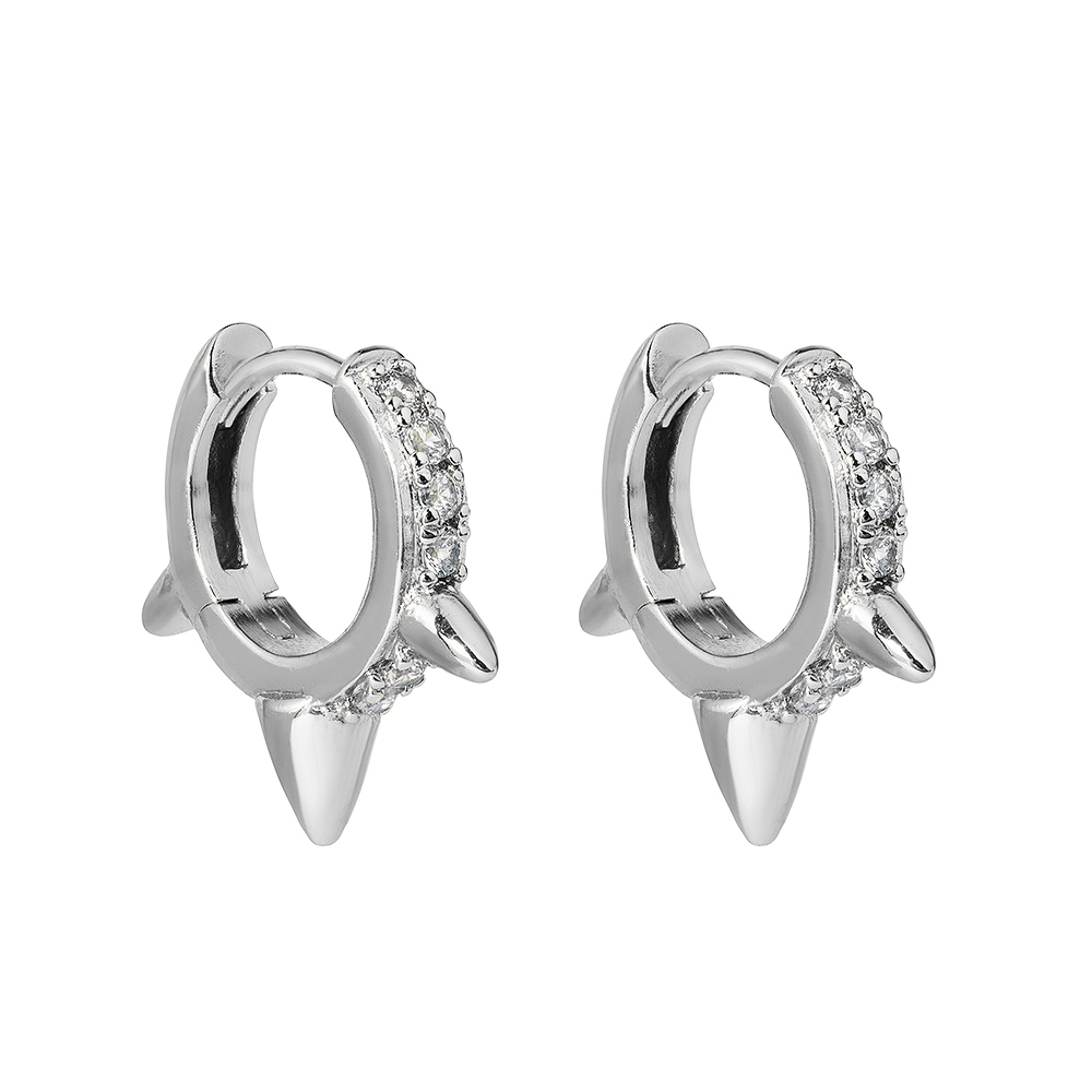 Spikes - Huggie örhängen med kristaller - Ringar i äkta silver