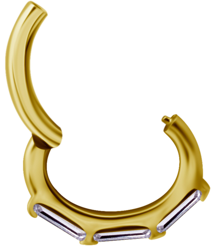 Guldig oval ring med kristaller i kirurgiskt stål.