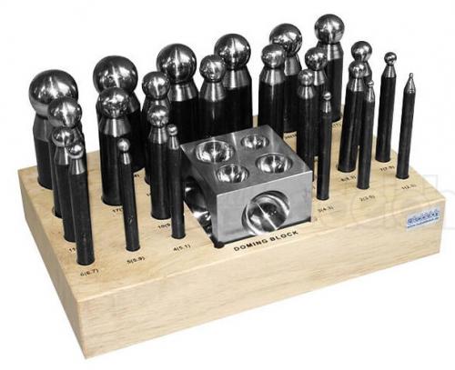 Puckelanka med 24 st punsar