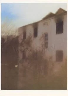 House (1992), Postcard