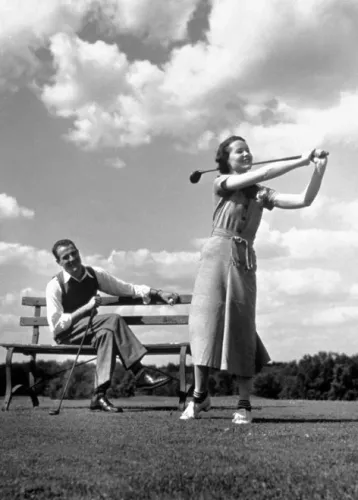Couple playing golf, Greeting Card