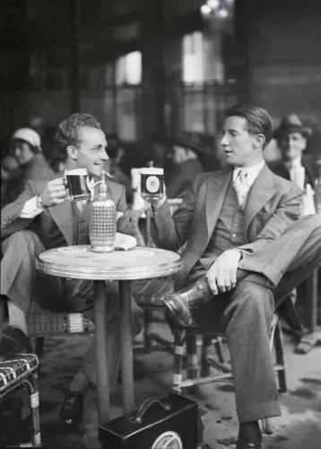 Beer in a Paris cafe, Greeting Card