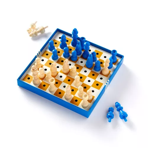 Say Yes To The Chess, Game Set