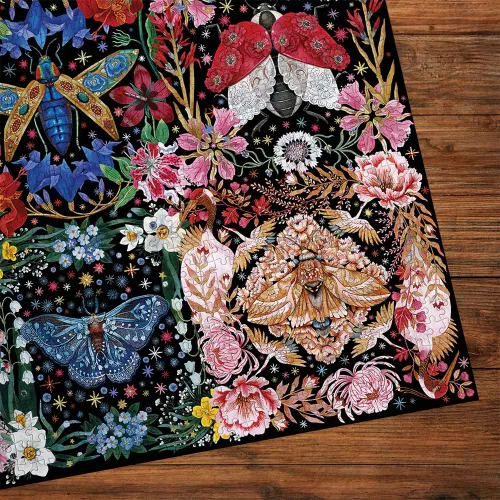 Blooming Beetles 1000 Piece Puzzle