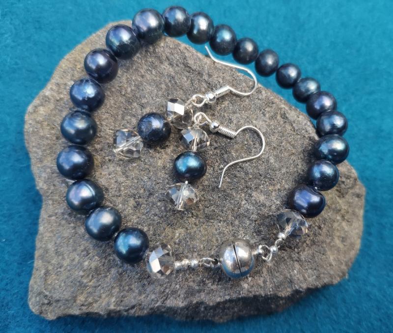 Set (Armband och örhänge)