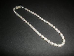 Vita Sötvattenspärlor (1st)