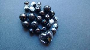 Pärlmix  Svart  ( paket om 25 st)