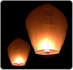 Svävande Rislyktor 2 pack Vita