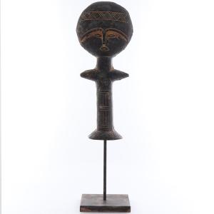 Afrika figur på fot brun 19x16x67cm
