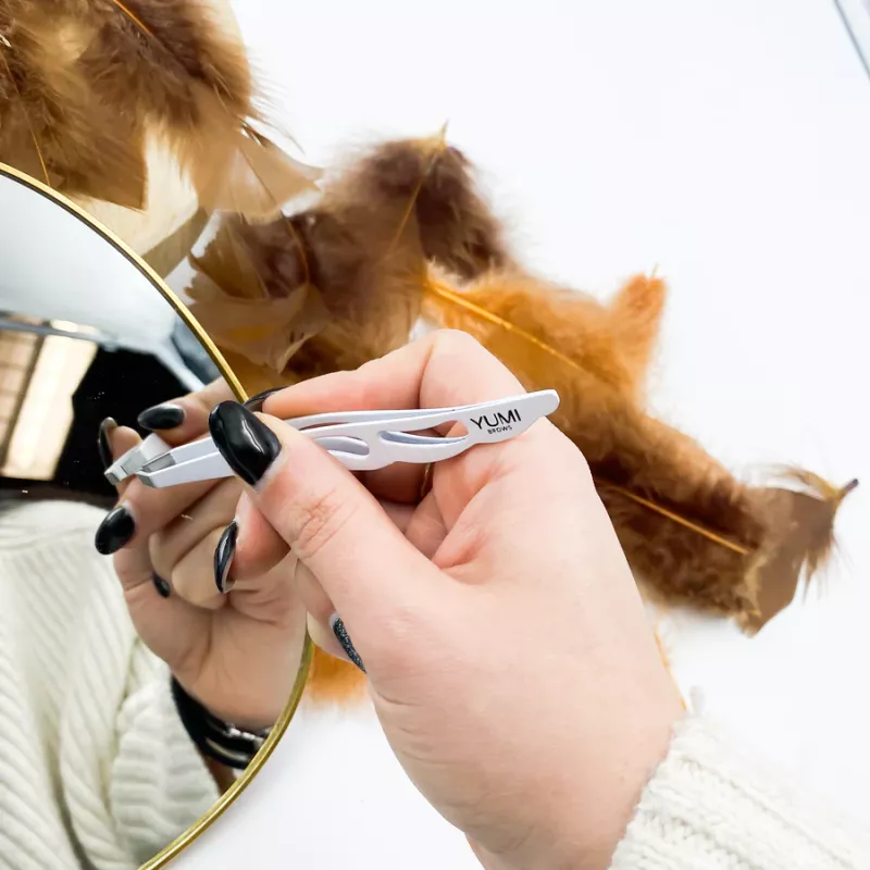 Yumi Brow pincett/ tweezer (crab ends)