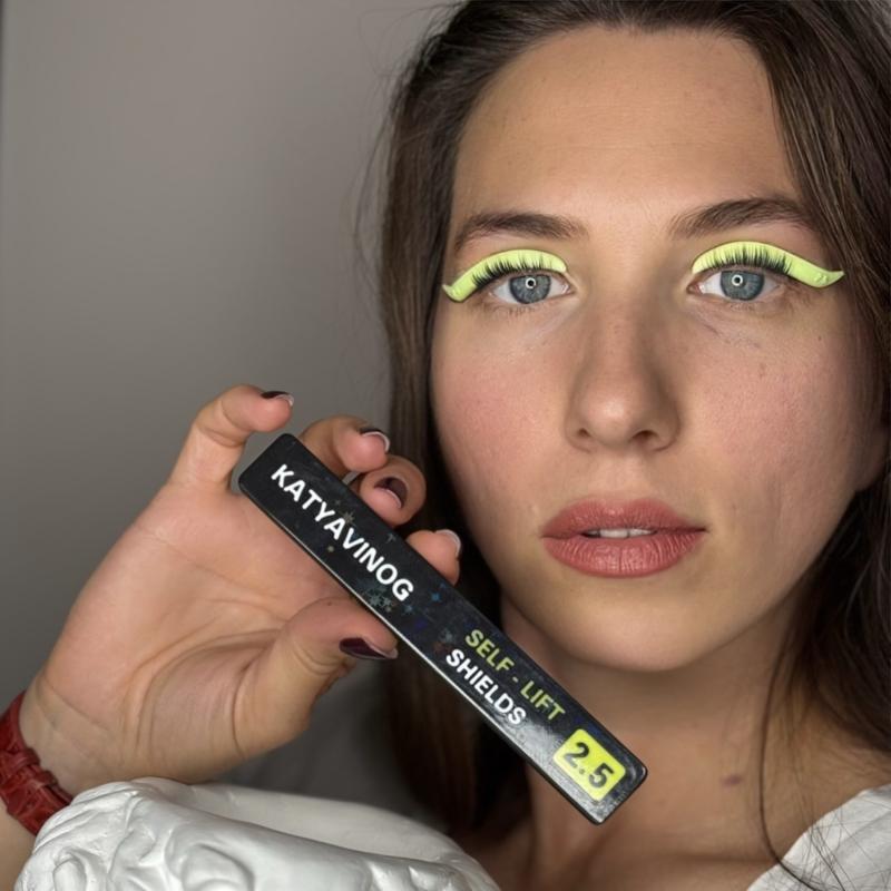 Katya Vinog, ​Self-Lash Lift Shields