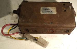 1973 Oldsmobile 98    elsätesmotor60/40 soffa till vänster del     (testad)