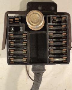 1960 Buick   fuse holder