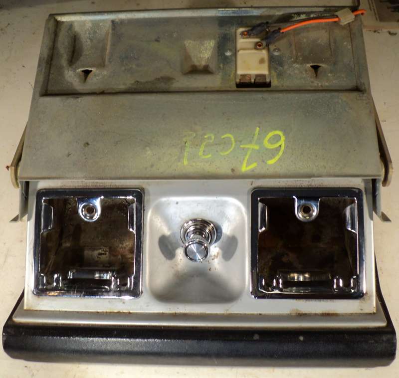 1967   Cadillac  ashtray