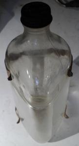 1965   Buick LeSabre    spolar flaska med fäste