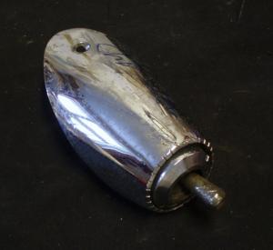 1960 Chrysler krom och kontrollknapp för spegel (vänster)