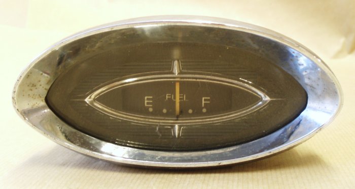 1961 Oldsmobile tankmätare