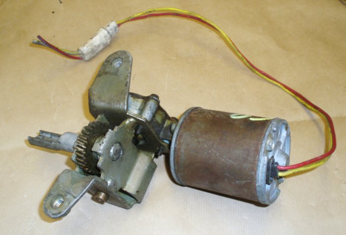 1968 Lincoln power vent motor right