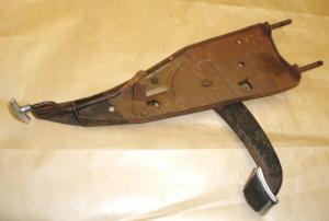 1967 Pontiac hand brake mechanism