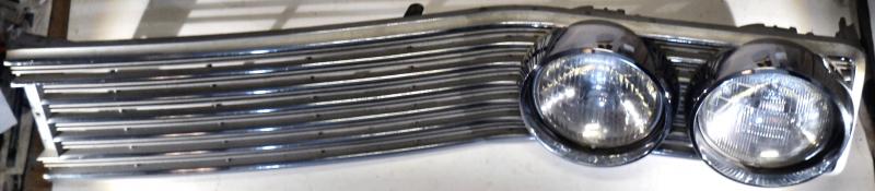 1968  Chrysler Newport    grillhalf  left