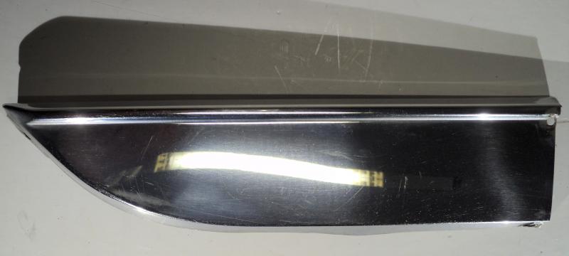 1961   Buick Electra   krom list vänster framskärm